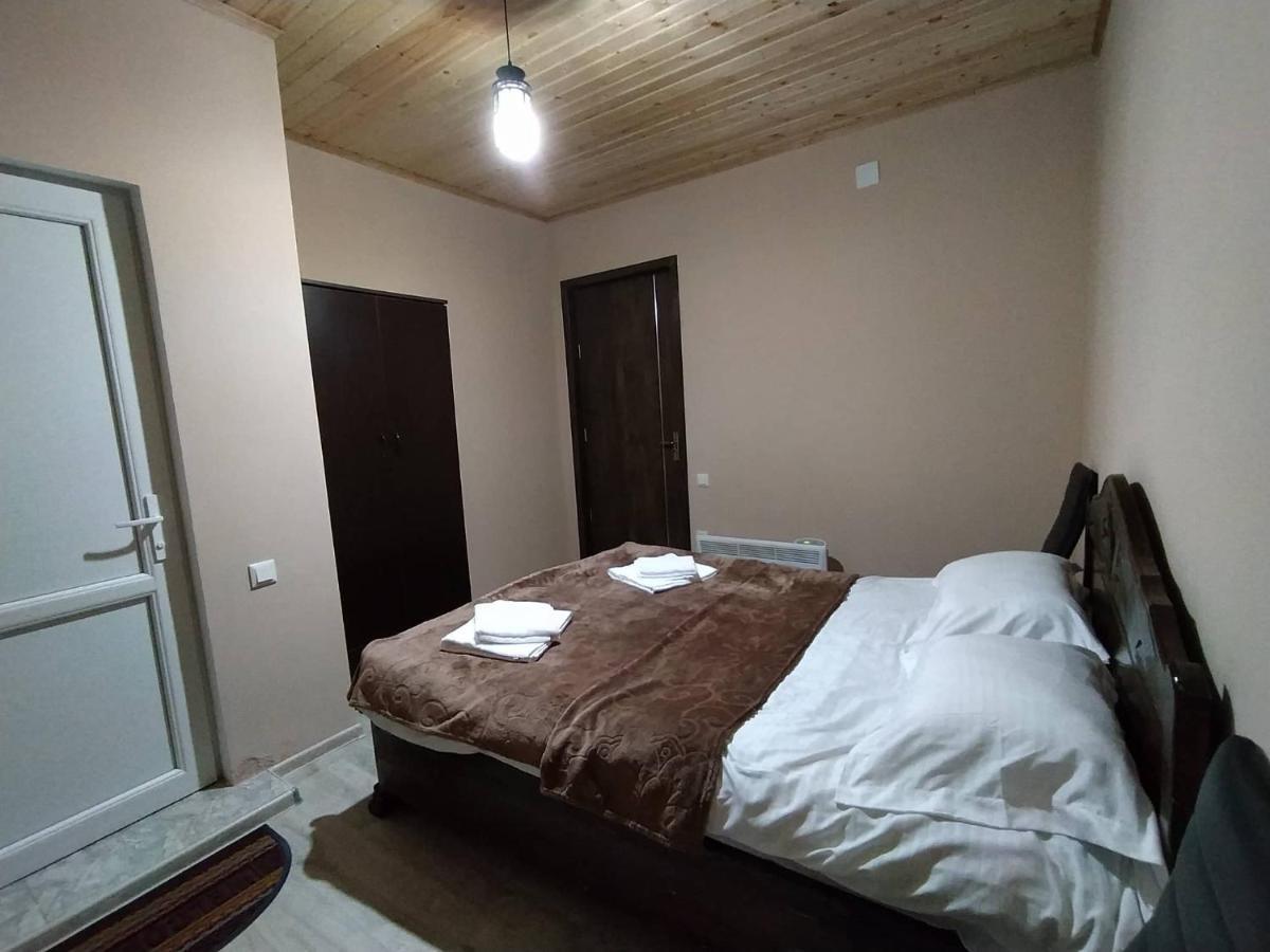 Tetne Qor Guesthouse Mestia Ngoại thất bức ảnh